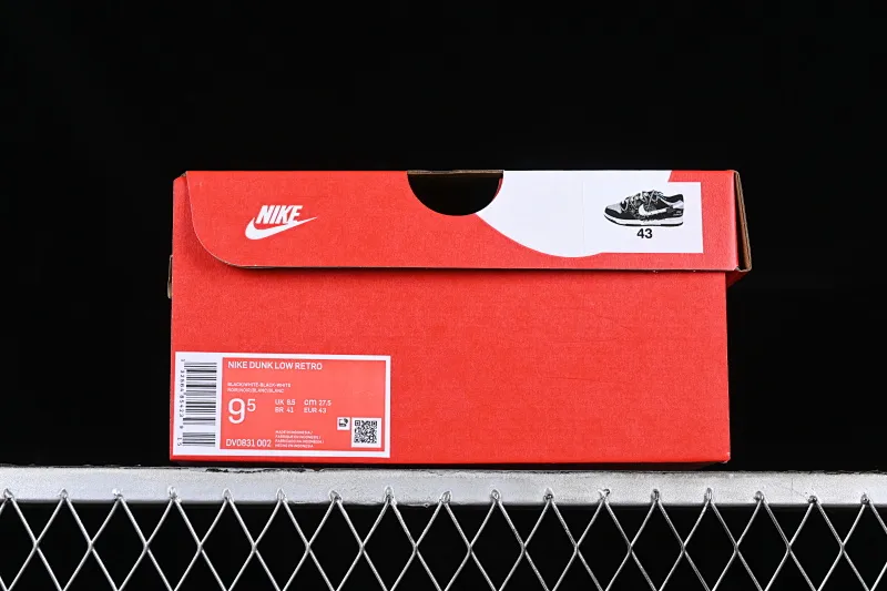 All categories Nk SB Dunk series Nk SB Dunk Low Low-top sneakers Nk Dunk Low Cashew flower graffiti Stitched denim asymmetric deconstruction SB strap low-top casual sneakers DV0831-002